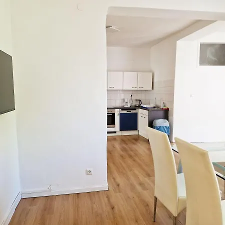 Apartmán Work & In *