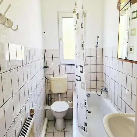 Work & In Apartmán Leverkusen