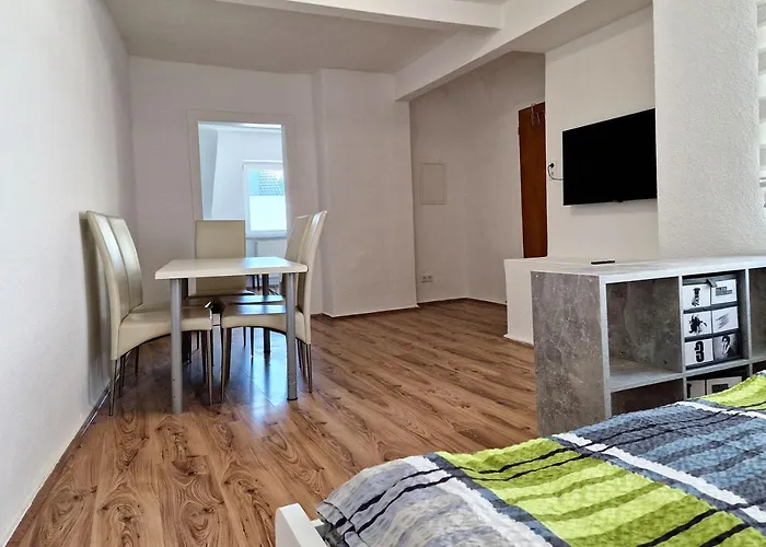 Work & In Appartamento Leverkusen